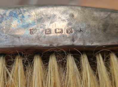 Rough Estimate of 35/40 grams of Antique Silver Brushes and Leather Case