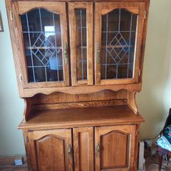 Solid oak dresser/display cabinet