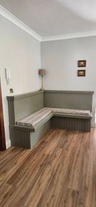 Corner dining bench