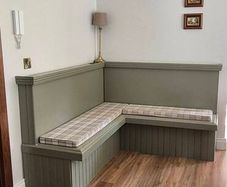 Corner dining bench