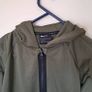 nike air max hoodie Size large boys green in excellent condition Image 3