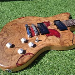 Custom Jazzmaster w/ Warmoth Neck, EGC JM500 Pickups, Olivewood Top - 2021