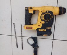 DeWalt hammer drill