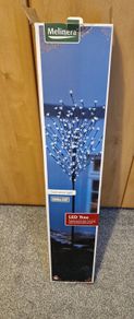 led tree