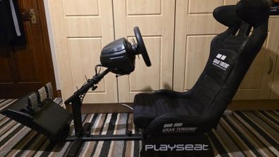 Playseat EPA GT Edition + Thrustmaster T300 RS GT