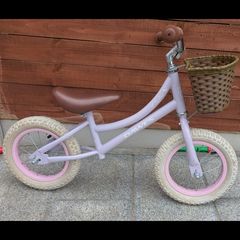Girls lilac Dawes Duchess balance bike