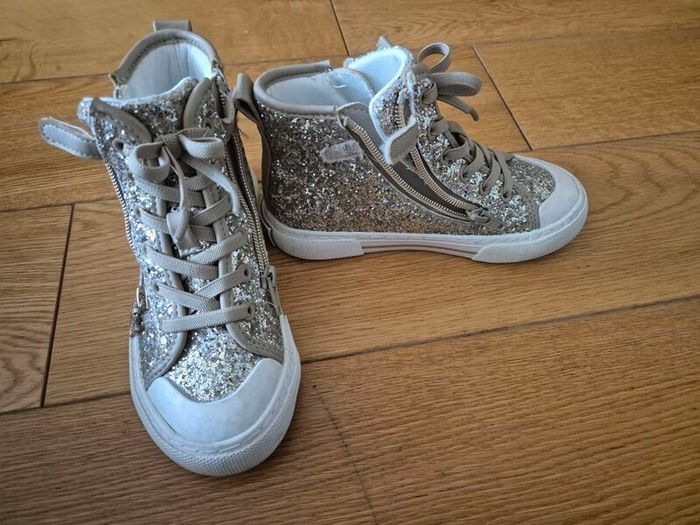 Girls M&S Ankle Boots/Runners Junior 13