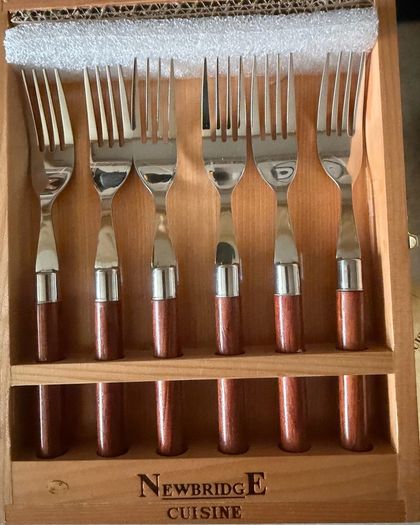 Newbridge Steak Knife & Fork Set