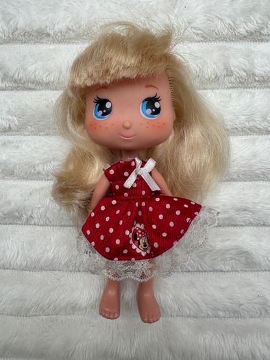 Mini doll I love Minnie Famosa Disney blonde dress red approx. 16 cm. Used Please see pictures
