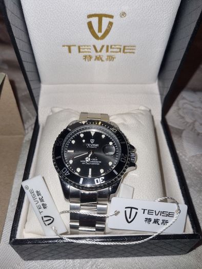 Tevise automatic diver watch