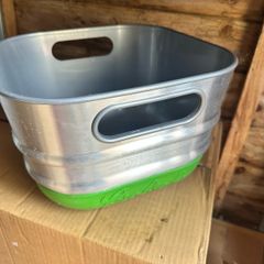 New ice bucket
