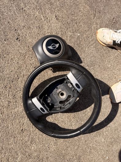 MINI cooper one steering wheel & airbag