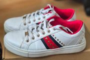 ladies trainers