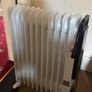 ProBreeze 2500W Oil-Filled Radiator Heater (11 Fin) Image 3