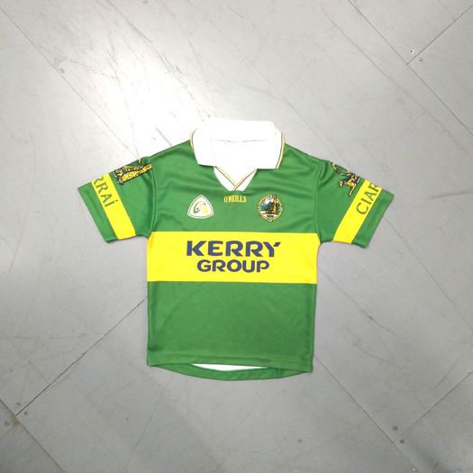 FREE POST 2000 Vintage Kerry (7-8 Years) GAA Jersey Shirt Gaelic Football Hurling Ciarrai Vintage Retro Youths Childs Childrens Kids Boys Girls