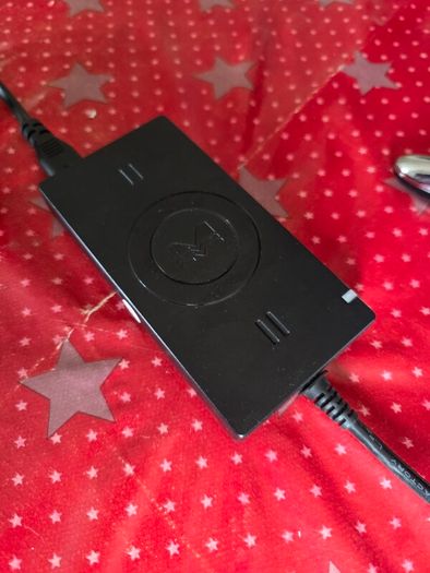 Universal laptop charger