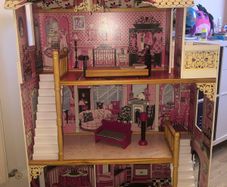 Doll house