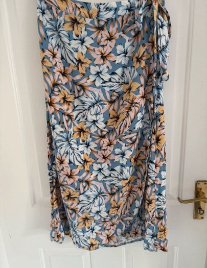 women skirt