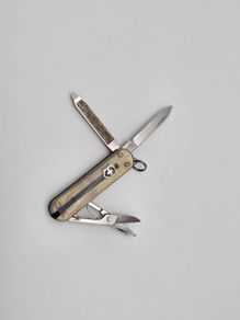 Victorinox Classic Sd 58mm Swiss Army Knife Keychain tool