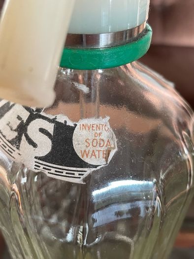 Rare Vintage Thwaites Soda Water Mineral Waters Distributors Ltd Dublin Syphon Bottle