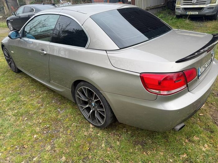 Bmw 320i  E93