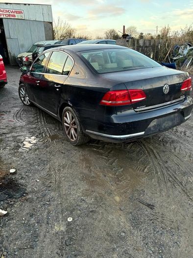 vw passat 2011