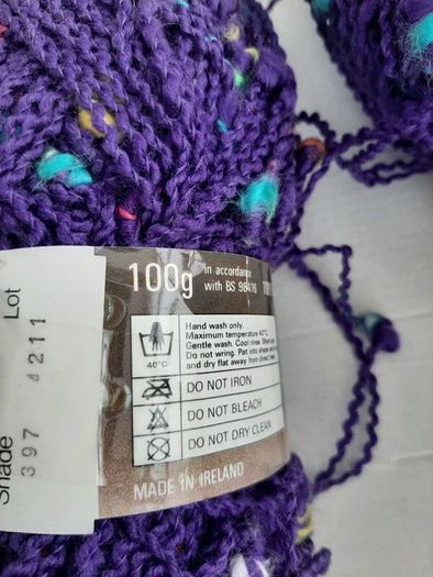 New vintage yarn 100g