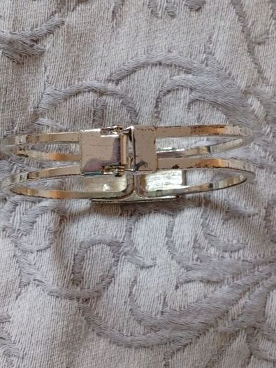 Bracelet & Brooch Silver Tone