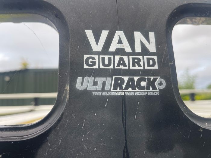 Renault trafic roof rack
