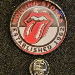 Rolling stones, pin back badge.