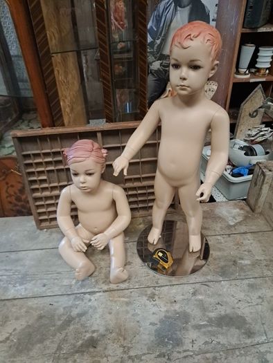 Mannequins