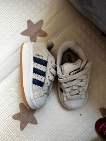 Adidas infant shoes UK4