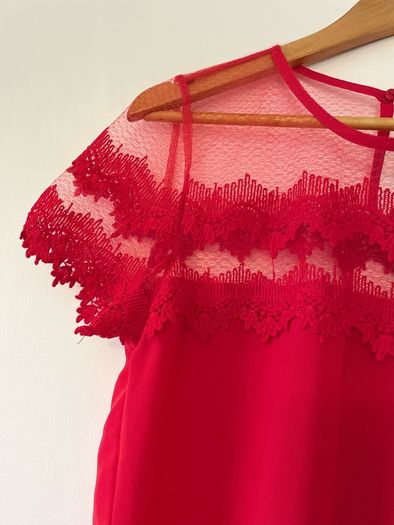 Unika red top size 12 - New