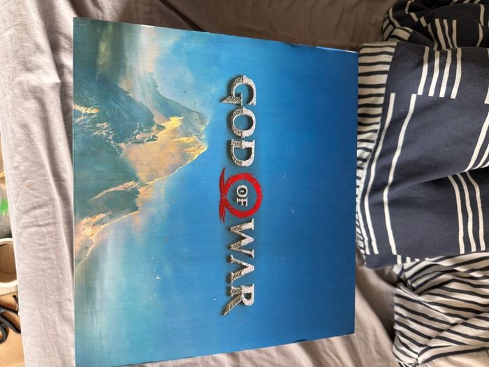 God of war statue