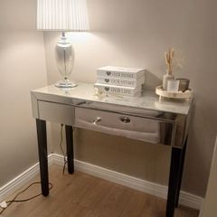 Console table
