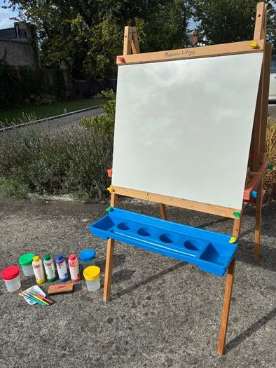 Melissa &Doug double sided easel whiteboard