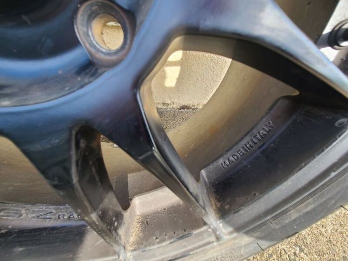 Oz Racing Alloy Wheels READ AD.