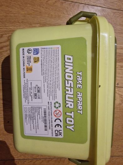 Dinosaur Re Assembly Playset