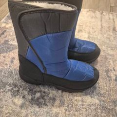 Mountain Warehouse Boys Snow Boots- Size UK 4