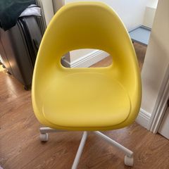 IKEA Yellow Desk Chair (Like New)