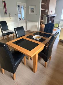 table and 6 Chairs
