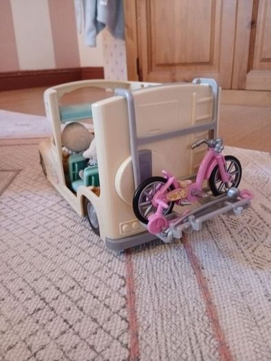 Sylvanian Family Campervan
