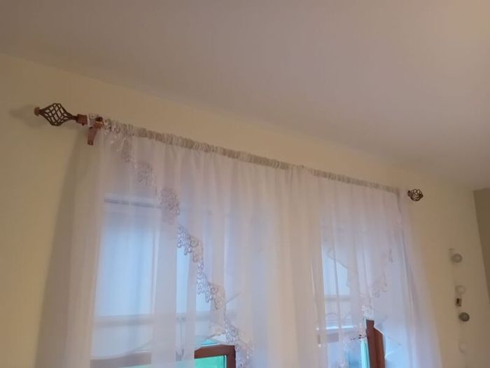 Curtine rail