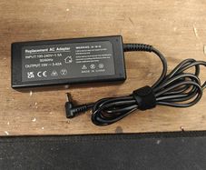 Toshiba Dynabook power supply