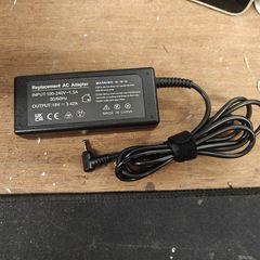 Toshiba Dynabook power supply