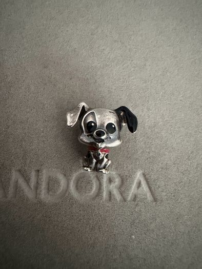Retired Pandora  puppy charm
