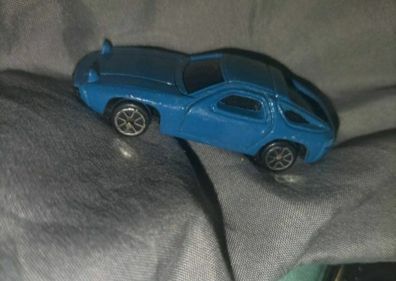 Vintage Die.cast Porsche 928 model