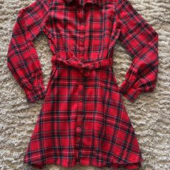 Lipsy dress age 15-16 never worn tags removed