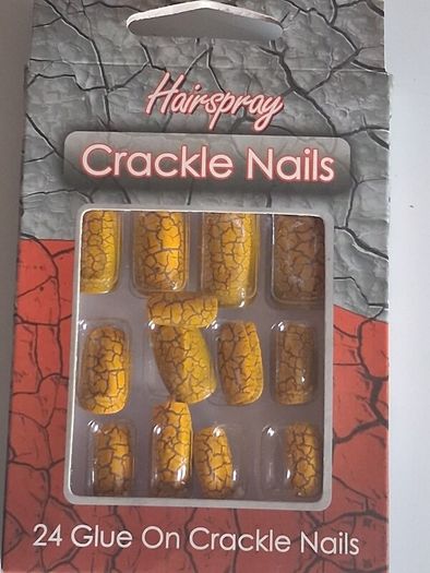 Retro Hairspray Yellow Cracked Glue On Fake Nails