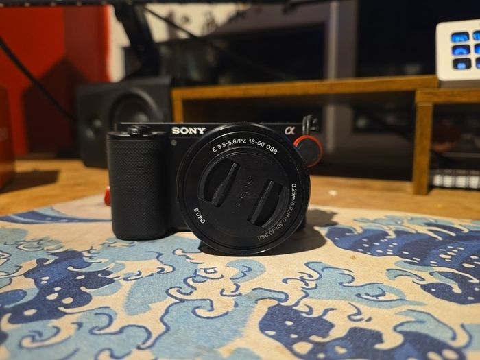 Sony Zve10 Vlogging Camera Like New Perfect Camera  With Kit Lens